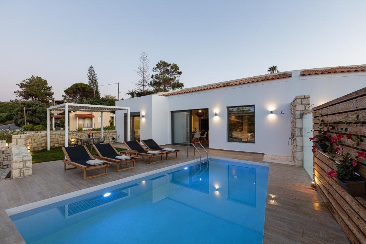Eveland Accessible Villas Sfáka Exterior foto