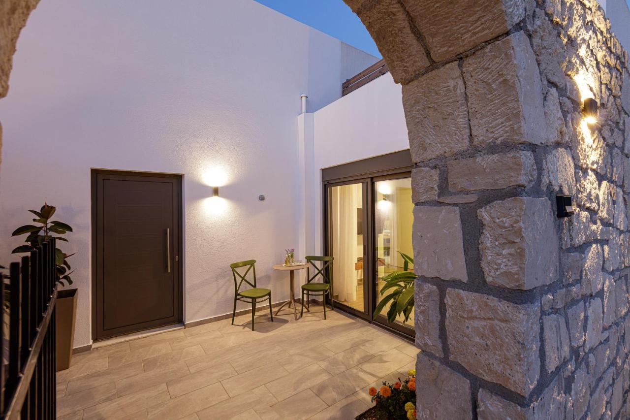 Eveland Accessible Villas Sfáka Exterior foto